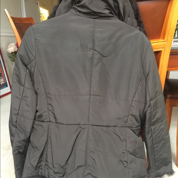 ANDREW MARC  FUR TRIM  DOWN JACKET - Picture 6 of 10